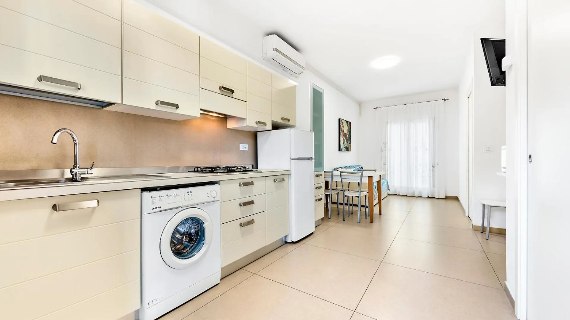Apartment Jesolo Sun Beach House - Host Solution