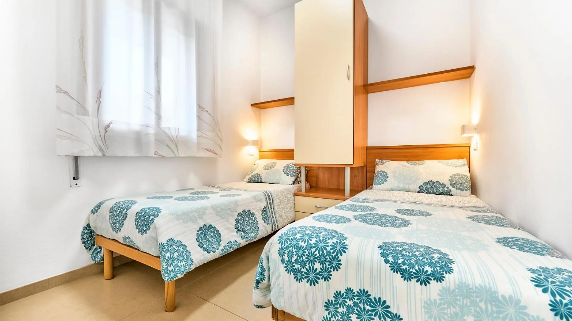 Jesolo Sun Beach House - Host Solution 0*, Lido di Jesolo