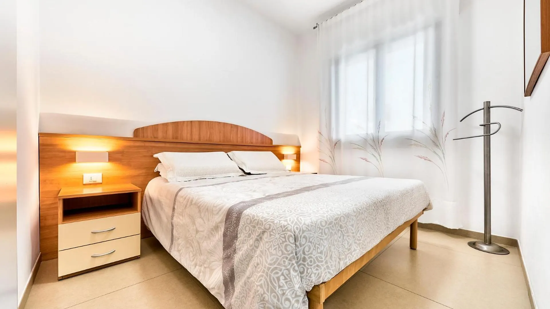 Jesolo Sun Beach House - Host Solution Lido di Jesolo